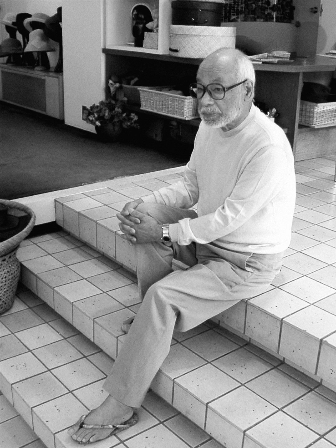 昔ながらの無骨な竹皮草履 - 竹虎四代目がゆく！